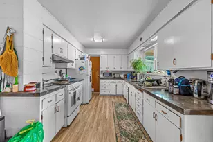 3361 Little Applegate Rd, Jacksonville, OR 97530 - Photo 6