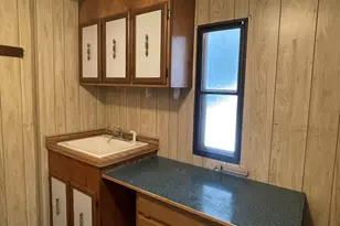 1095 Lee Roze Ln, Grants Pass, OR 97527 - Photo 14