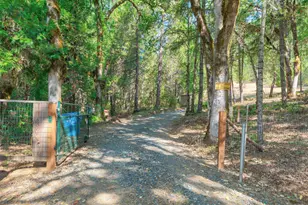 4050 Placer Rd, Wolf Creek, OR 97497 - Photo 6