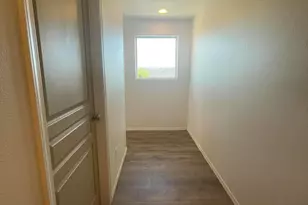 950 NW 26th Wy, Redmond, OR 97756 - Photo 18