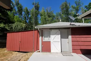 753 Albert Ave, Glendale, OR 97442 - Photo 38