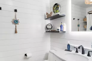 57057 Abbot House Ln, Sunriver, OR 97707 - Photo 14