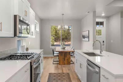 20890 SE Caldera Drive, Bend, OR 97702 - Photo 4