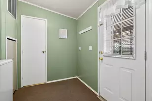 61060 Kings Ln, Bend, OR 97702 - Photo 20