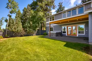 60829 Yellow Leaf St, Bend, OR 97702 - Photo 28