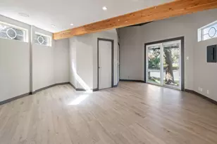 2711 NE Yellow Ribbon Dr, Bend, OR 97701 - Photo 30