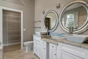 2711 NE Yellow Ribbon Dr, Bend, OR 97701 - Photo 20