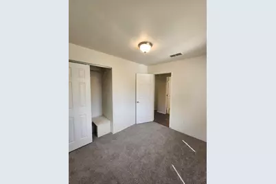 1011 SW I Street, Grants Pass, OR 97526 - Photo 32