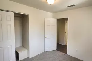 1011 SW I St, Grants Pass, OR 97526 - Photo 32