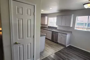 1011 SW I St, Grants Pass, OR 97526 - Photo 28