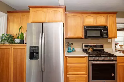 740 NE 8th Street, Grants Pass, OR 97526 - Photo 10