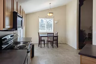 2643 SE Omaha St, Prineville, OR 97754 - Photo 6