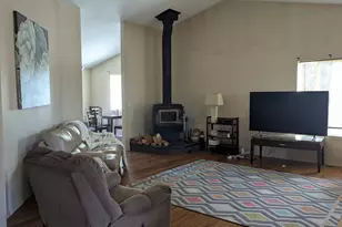 2643 SE Omaha St, Prineville, OR 97754 - Photo 8