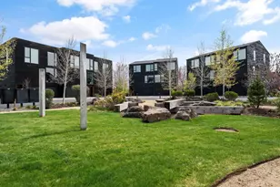 55 SW Wall St, Bend, OR 97702 - Photo 2