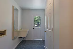 461 Sawyer Rd, Shady Cove, OR 97539 - Photo 38