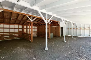 461 Sawyer Rd, Shady Cove, OR 97539 - Photo 6