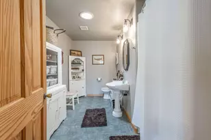 54811 Lonesome Pine Rd, Bend, OR 97707 - Photo 14