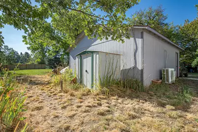 7342 New Hope Road, Grants Pass, OR 97527 - Photo 22