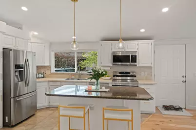 1109 W Yapoah Crater Drive, Sisters, OR 97759 - Photo 2