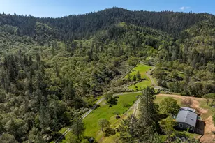 17013 Williams Hwy, Williams, OR 97544 - Photo 22