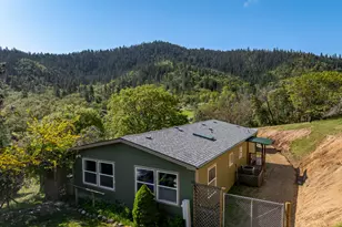 17013 Williams Hwy, Williams, OR 97544 - Photo 28