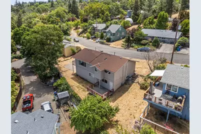 1179 N Main Street, Ashland, OR 97520 - Photo 44