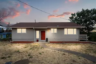 1179 N Main St, Ashland, OR 97520 - Photo 2