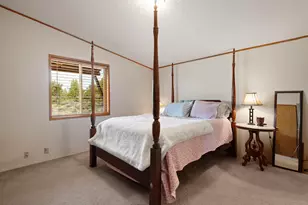 64401 Deschutes Market Rd, Bend, OR 97701 - Photo 10