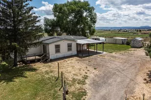 7250 N W Charles Ln, Prineville, OR 97754 - Photo 2