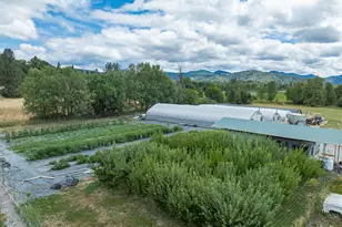 4441 Upper River Rd, Grants Pass, OR 97526 - Photo 12