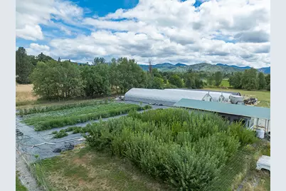 4441 Upper River Road, Grants Pass, OR 97526 - Photo 12