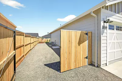 3719 Carlin Drive, Medford, OR 97504 - Photo 40