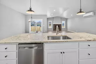 3719 Carlin Dr, Medford, OR 97504 - Photo 16