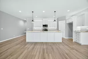 3719 Carlin Dr, Medford, OR 97504 - Photo 12