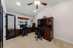 700 Rogue Wood Dr, White City, OR 97503 - Photo 20