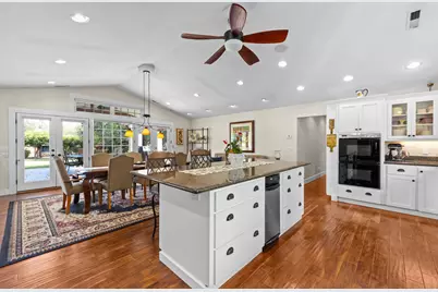 700 Rogue Wood Drive, White City, OR 97503 - Photo 28