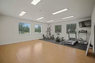 17045 Shawnee Cir, Bend, OR 97707 - Photo 14