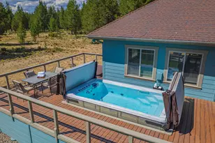 17045 Shawnee Cir, Bend, OR 97707 - Photo 6