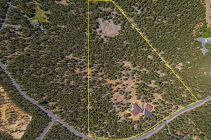 17045 Shawnee Cir, Bend, OR 97707 - Photo 16