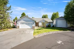 16676 McClintock Pl, La Pine, OR 97739 - Photo 2