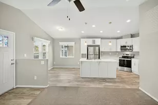 3555 S Pacific Hwy, Medford, OR 97501 - Photo 8