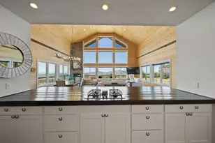 14000 NW Grizzly Mountain, Prineville, OR 97754 - Photo 16