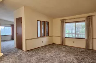 1001 SE 15th St, Bend, OR 97702 - Photo 14