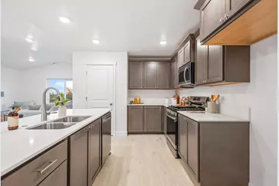 1447 NW Willow Parkway Road #138, Madras, OR 97741 - Photo 10