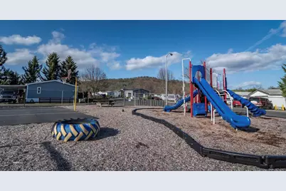 134 Owyhee Lane, Roseburg, OR 97471 - Photo 24