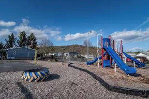 134 Owyhee Ln, Roseburg, OR 97471 - Photo 24