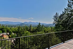 1893 NW Sunview Pl, Grants Pass, OR 97526 - Photo 60