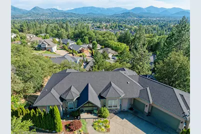1893 NW Sunview Place, Grants Pass, OR 97526 - Photo 1