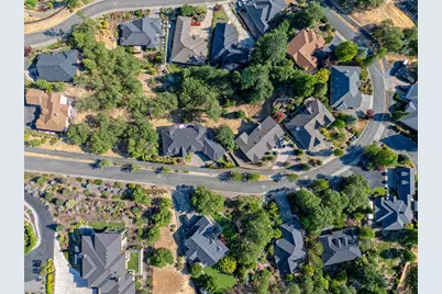 1893 NW Sunview Place, Grants Pass, OR 97526 - Photo 52