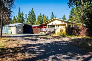 52195 Elderberry Ln, La Pine, OR 97739 - Photo 2